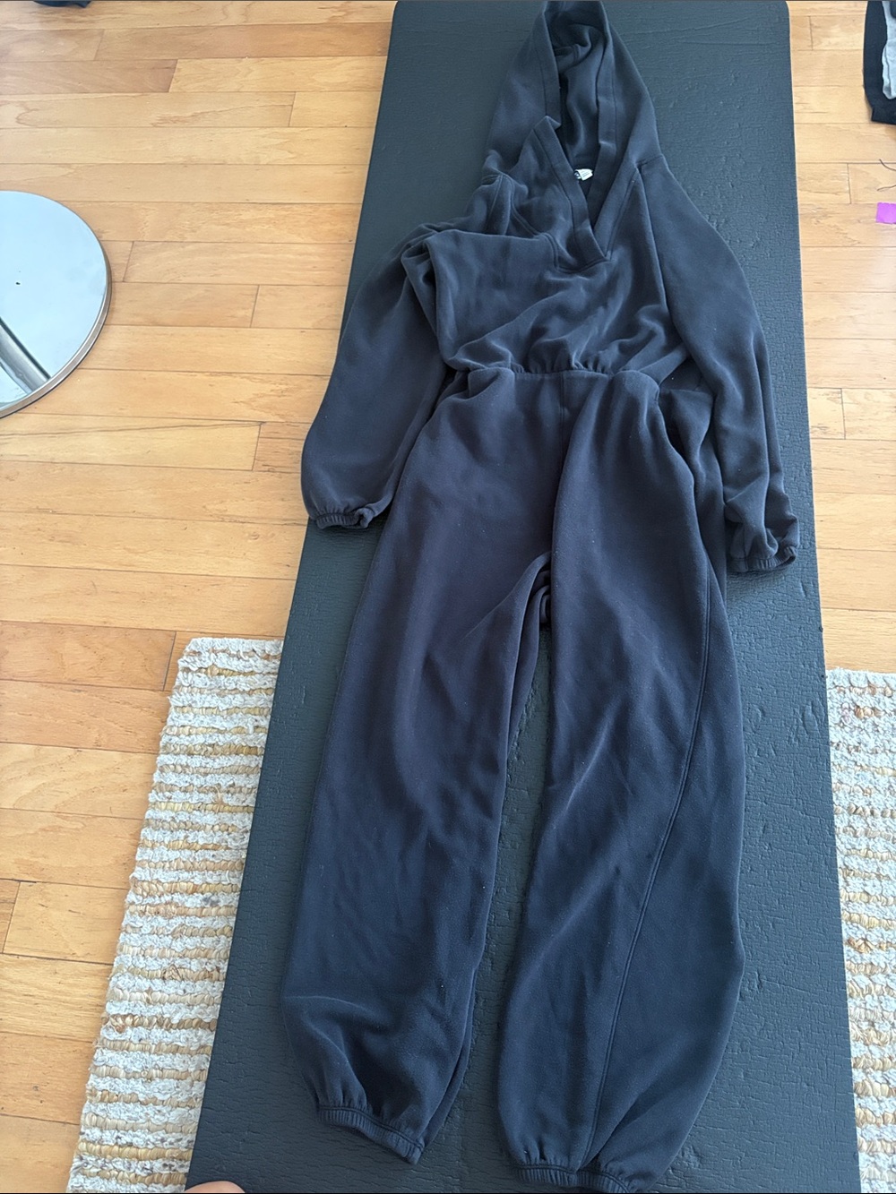 Spanx AirEssentials V-Neck Hooded Romper size M